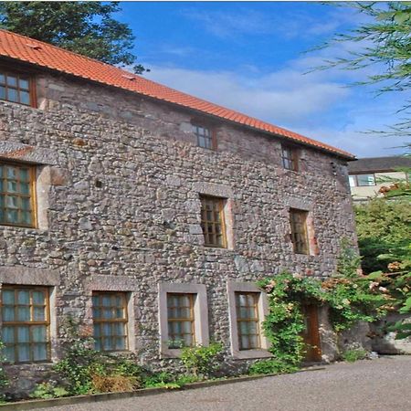 Bed and Breakfast The Old Mill Вулер Экстерьер фото
